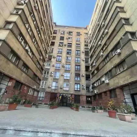 Amazing Location In The Center Bukarest